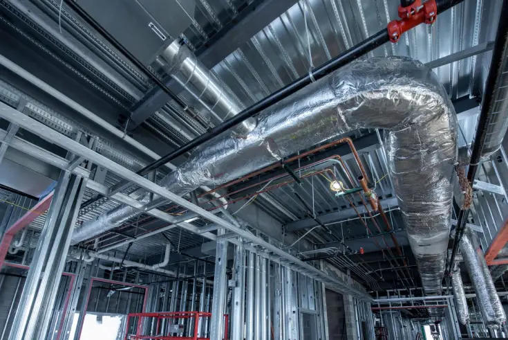 hvac-duct-system-installed-in-ceiling